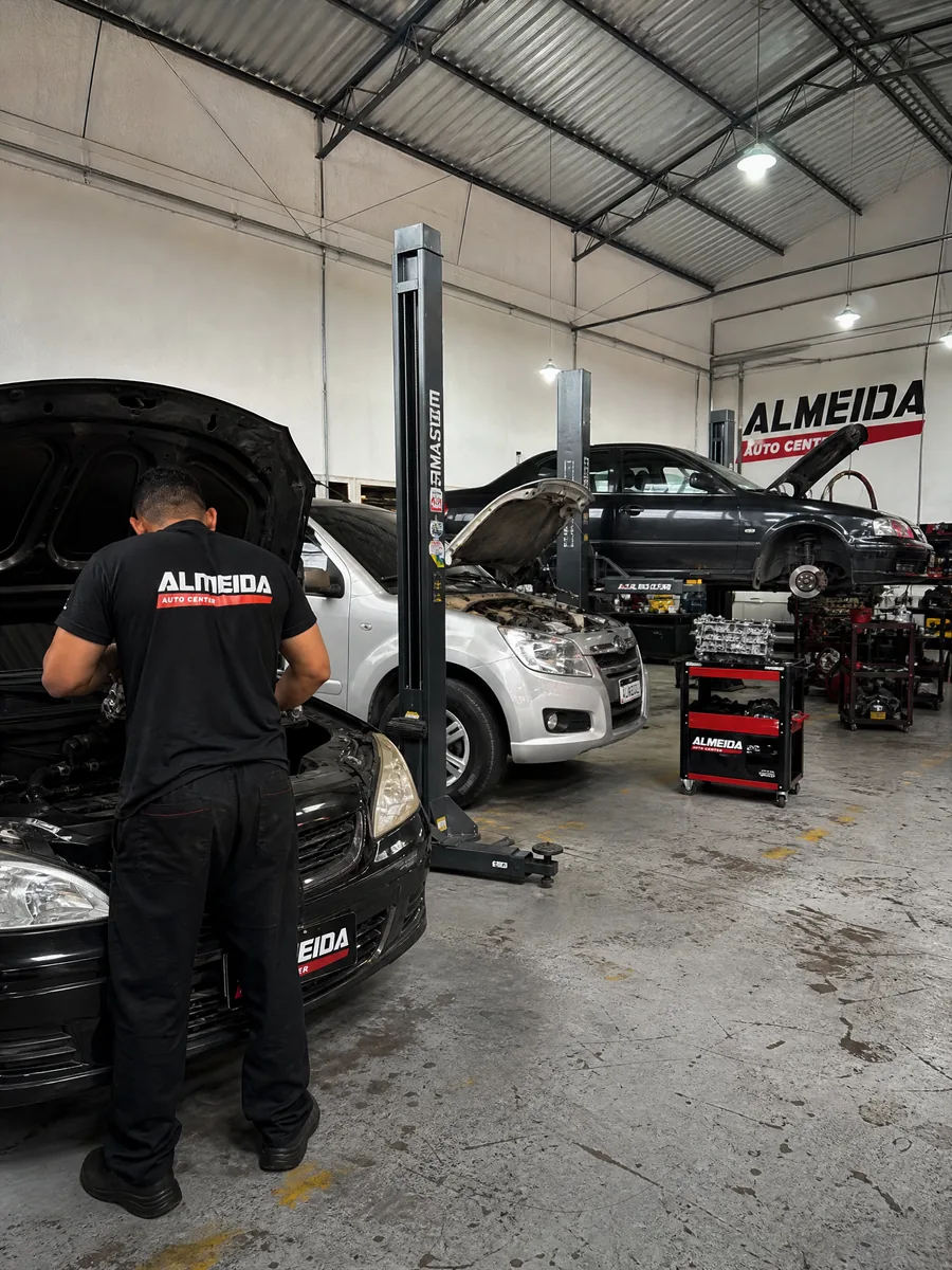 Serviço e estrutura do Almeida Auto Center